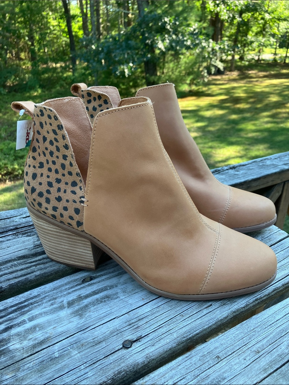 TOMS Everly Cutout Leather Ankle Bootie Leopard Cheetah